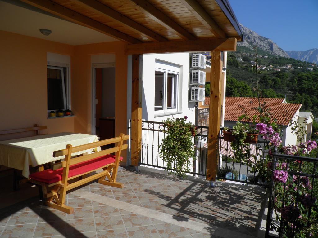 Guest House Davor Tomas Brela Exteriér fotografie